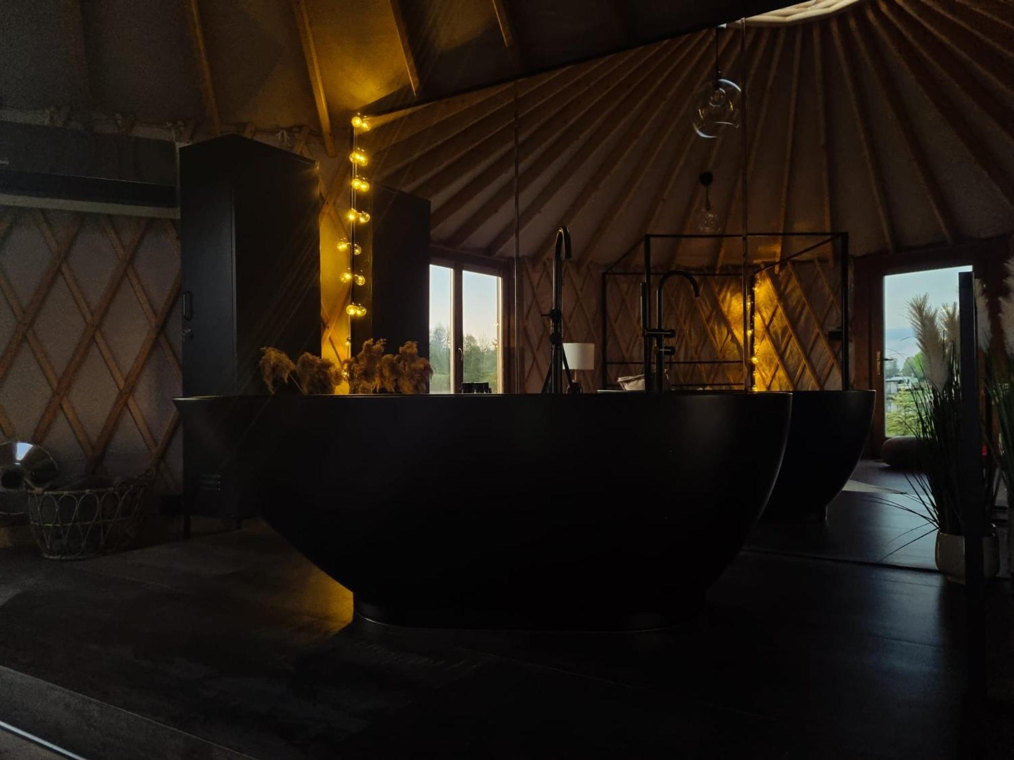 Jurty Glamping Ξενοδοχείο Gostynin Εξωτερικό φωτογραφία